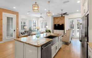 Interior - New Listing - Seagrove - Golf Cart! (Inlet Beach)