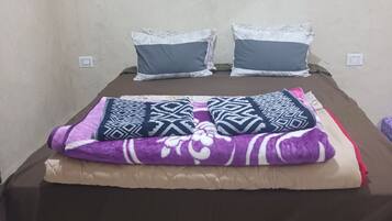 6 chambres, Wi-Fi, draps fournis