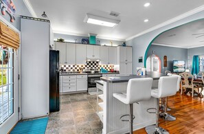 Private kitchen - Sea You Soon - Bay View, Pet Friendly! (Eastpoint)