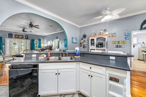 Private kitchen - Sea You Soon - Bay View, Pet Friendly! (Eastpoint)