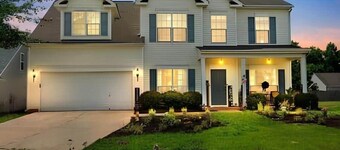 Winston/Kville w Park Arcade Fenced Yard