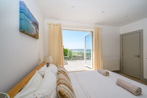 4 Schlafzimmer, Bügeleisen/Bügelbrett, Internetzugang, Bettwäsche