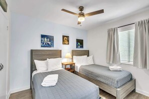 2 bedrooms, iron/ironing board, free WiFi, bed sheets