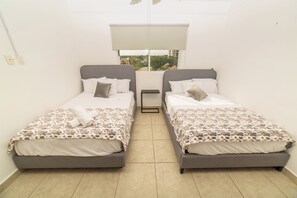 2 Schlafzimmer, Bügeleisen/Bügelbrett, WLAN