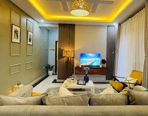 Smart TV, books