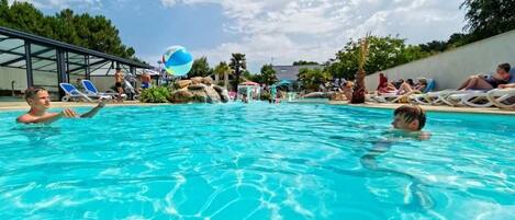 Innenpool, beheizter Pool