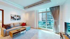 Smart TV - Orra Tower - Stunning One Bed with Marina View (Dubai Marina)