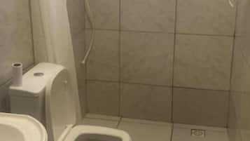 Dusche, Toilettenpapier