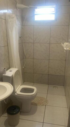 Ducha, papel higiénico