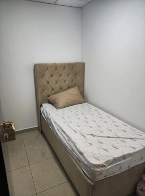 1 bedroom, iron/ironing board, WiFi