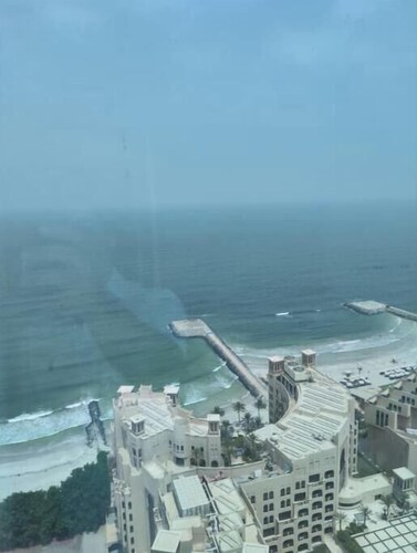 Partition in cozy sea view flat