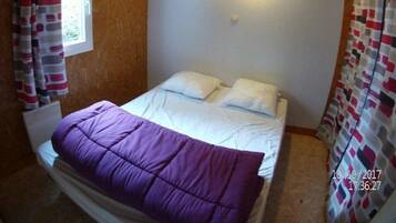 2 camere, Wi-Fi (a pagamento)