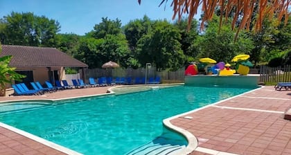 ZEcamping 4* familial pataugeoire animaux acceptés locatif TV 29m2