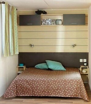 2 bedrooms, WiFi - Camping 4 étoiles - Piscine  - ccaffie (Carennac)