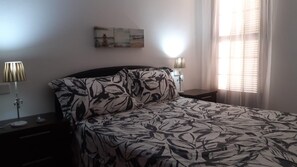 2 Schlafzimmer, Bügeleisen/Bügelbrett, WLAN, Bettwäsche