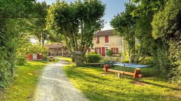 Enceinte de lâhĂ©bergement