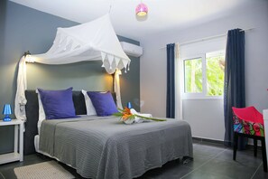 1 bedroom, WiFi, bed sheets - Les nuits galantes apartment CROSSANDRA (Saint-François)