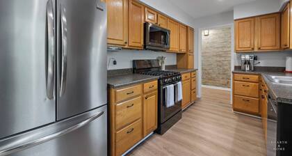 Mid-Century Marvel in La Porte