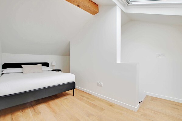 Apartment | Blackout drapes, iron/ironing board, WiFi (free) - Résidence 78 THOREZ (Nanterre)