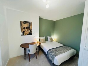 2 bedrooms, desk, WiFi, bed sheets - Le Millésime Carnot | Cathédrale (Reims)