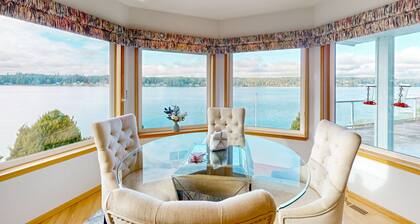 Stunning waterfront home offering breathtaking canal views & hot tub