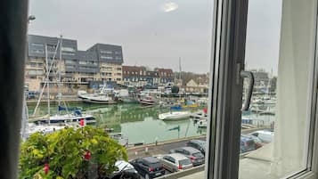 Classic Double Room, Marina View | Iron/ironing board, free WiFi