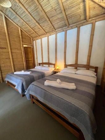 Free WiFi, wheelchair access