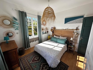 4 bedrooms, iron/ironing board, WiFi, bed sheets - VILLA super CANNES/ VALLAURIS (Vallauris)