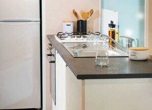 Kühlschrank, Herdplatte