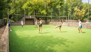 Sports court - ZEcamping familial parc aquatique locatif TV clim 4 pers (Argeles-sur-Mer)