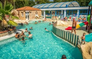 Piscine couverte