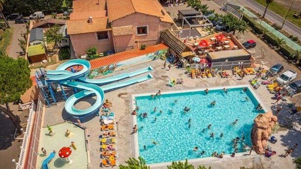 Pool - ZEcamping familial espace aquatique locatif TV 35m2 6 pers (Portiragnes)