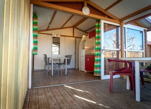 Outdoor dining - Chalet - Parc aquatique - ccahfed (Portiragnes)