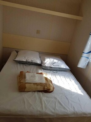 2 bedrooms, WiFi - Camping 3 étoiles - ccaiab0 (Monoblet)