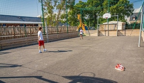 Unclassified image, 3 of 21, button - Camping 4 étoiles - Parc aquatique - ccafh0b (Ambon)