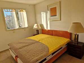 3 habitaciones, tabla de planchar con plancha y wifi gratis