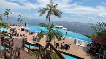 Sun deck