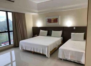 Family Room, Garden View | Free WiFi