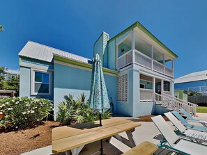 Outdoor dining - Jini Jim Jams (Santa Rosa Beach)