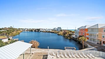 House, 5 Bedrooms, Partial Sea View | Lake view