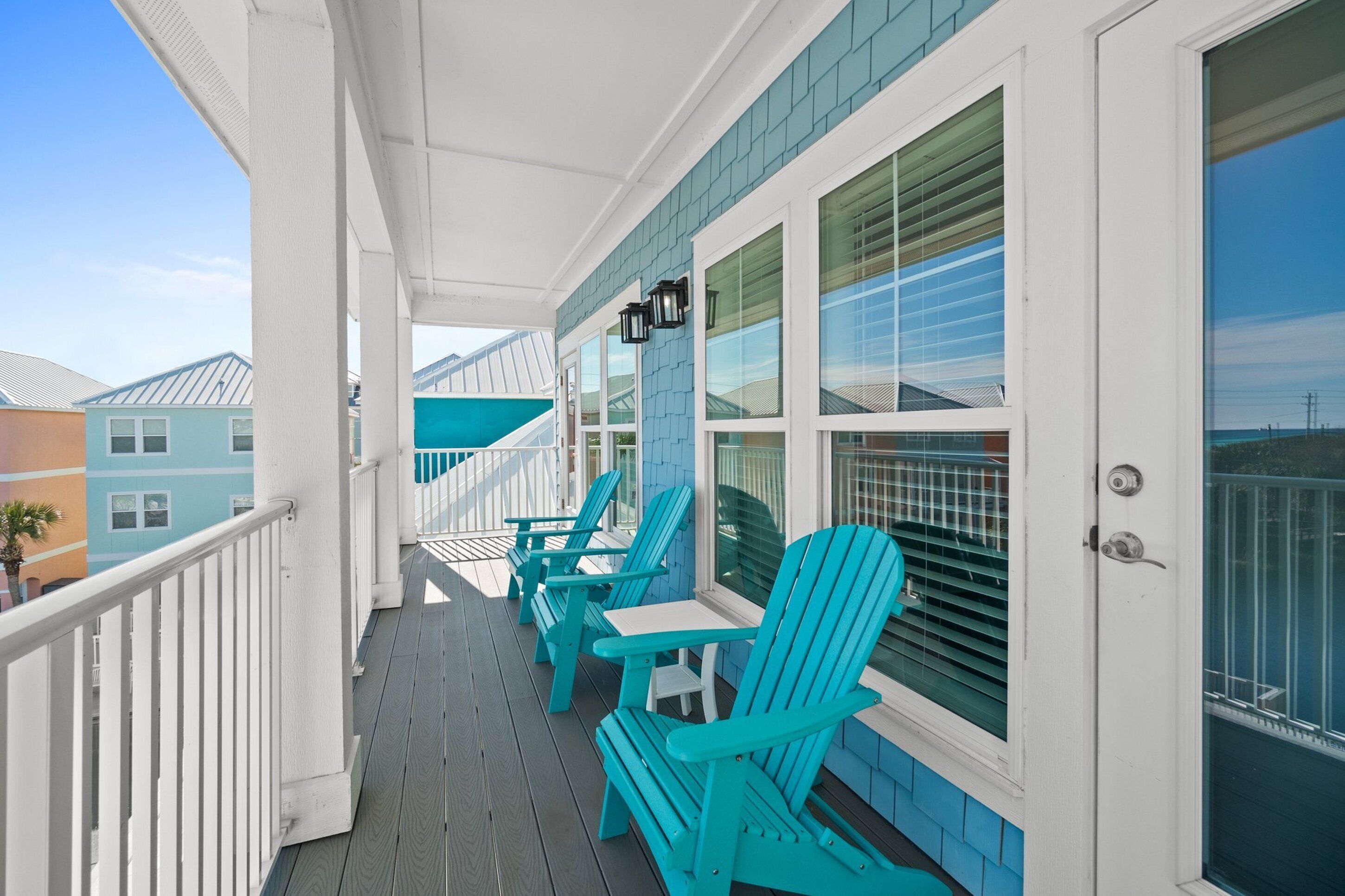 House, 5 Bedrooms, Partial Sea View | Balcony