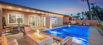 Desert Escape. New Luxury Pool Home! Walk to Coachella!