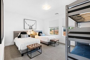 5 bedrooms, travel crib, WiFi, bed sheets