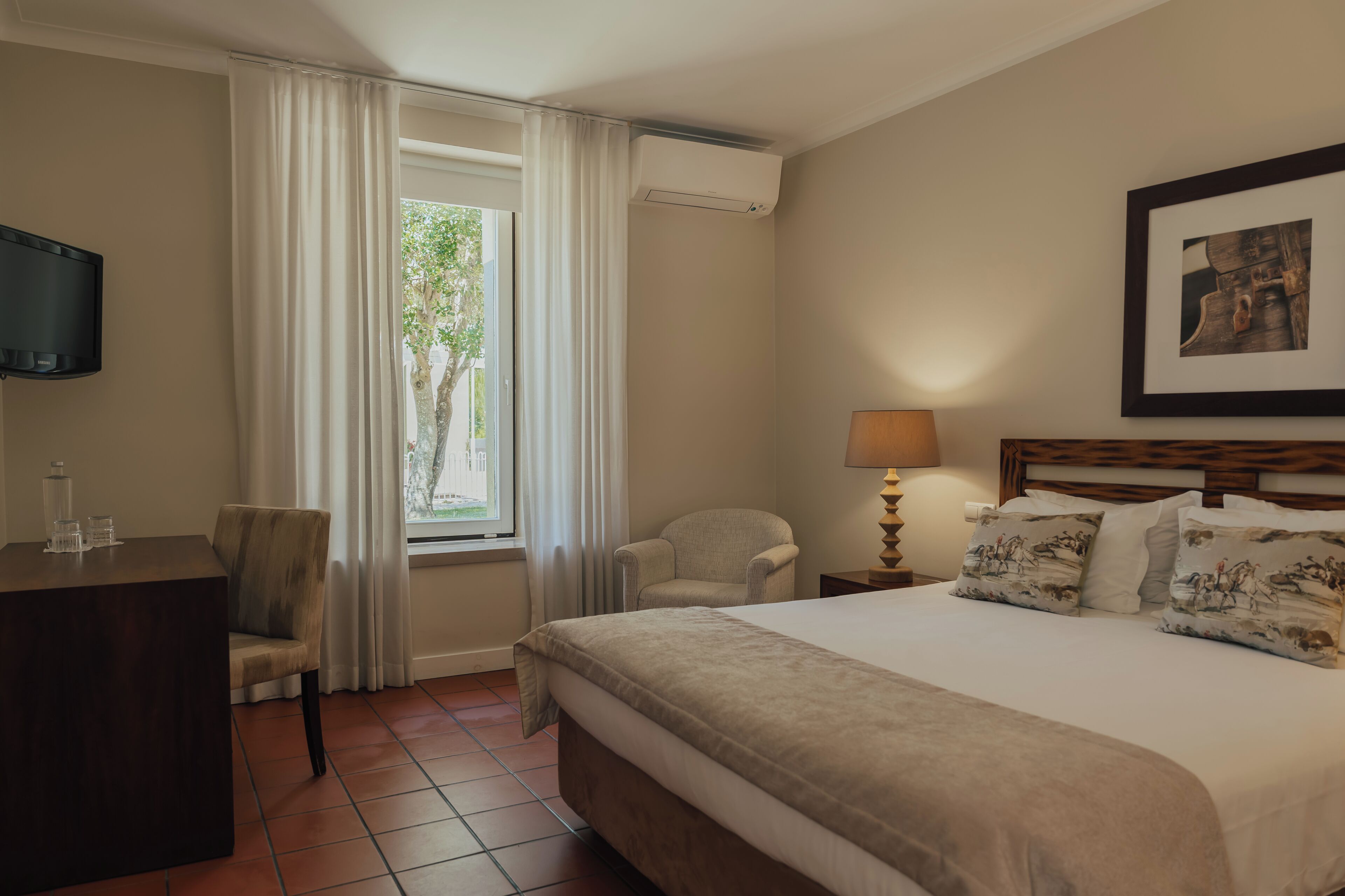 家庭套房, 花园景观 (SUITE-FAMILIAR) | 隔音、熨斗/熨板、免费 WiFi