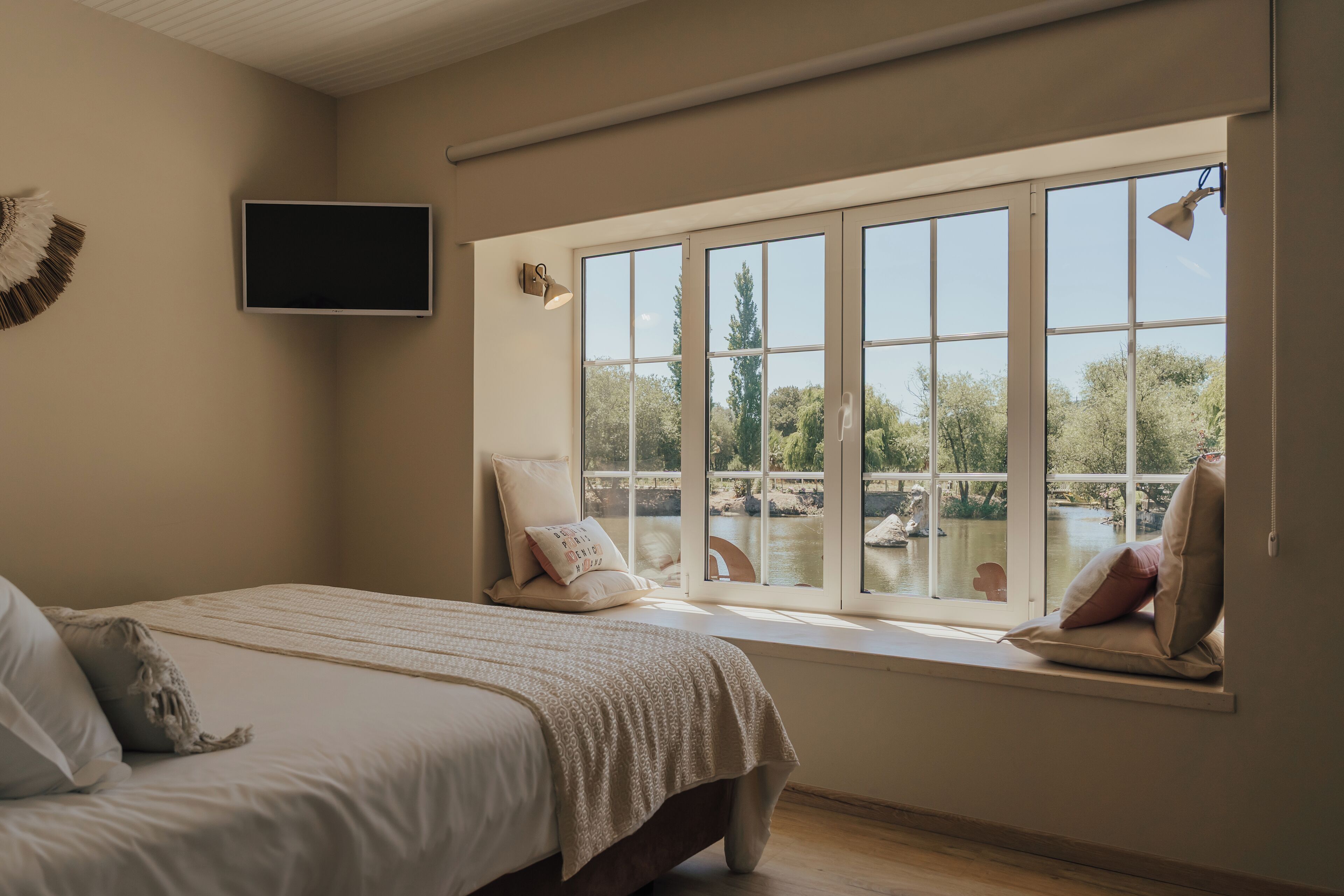 Chambre Standard Double ou avec lits jumeaux, vue jardin (DUPLO-STANDARD) | Chambres insonorisées, fer et planche à repasser, Wi-Fi gratuit