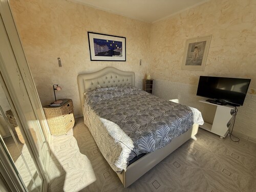 The Piano Apartment