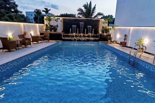 Outdoor pool