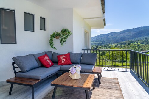 Beautiful Rural House in Nava