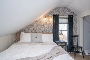 2 makuuhuonetta, silitysrauta/-lauta, Wi-Fi, vuodevaatteet