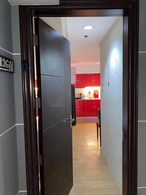 Basic Apartment, Garden View | Room amenity